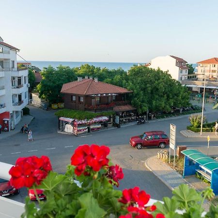 Hiora Apartments Vasiliko Царево Екстер'єр фото