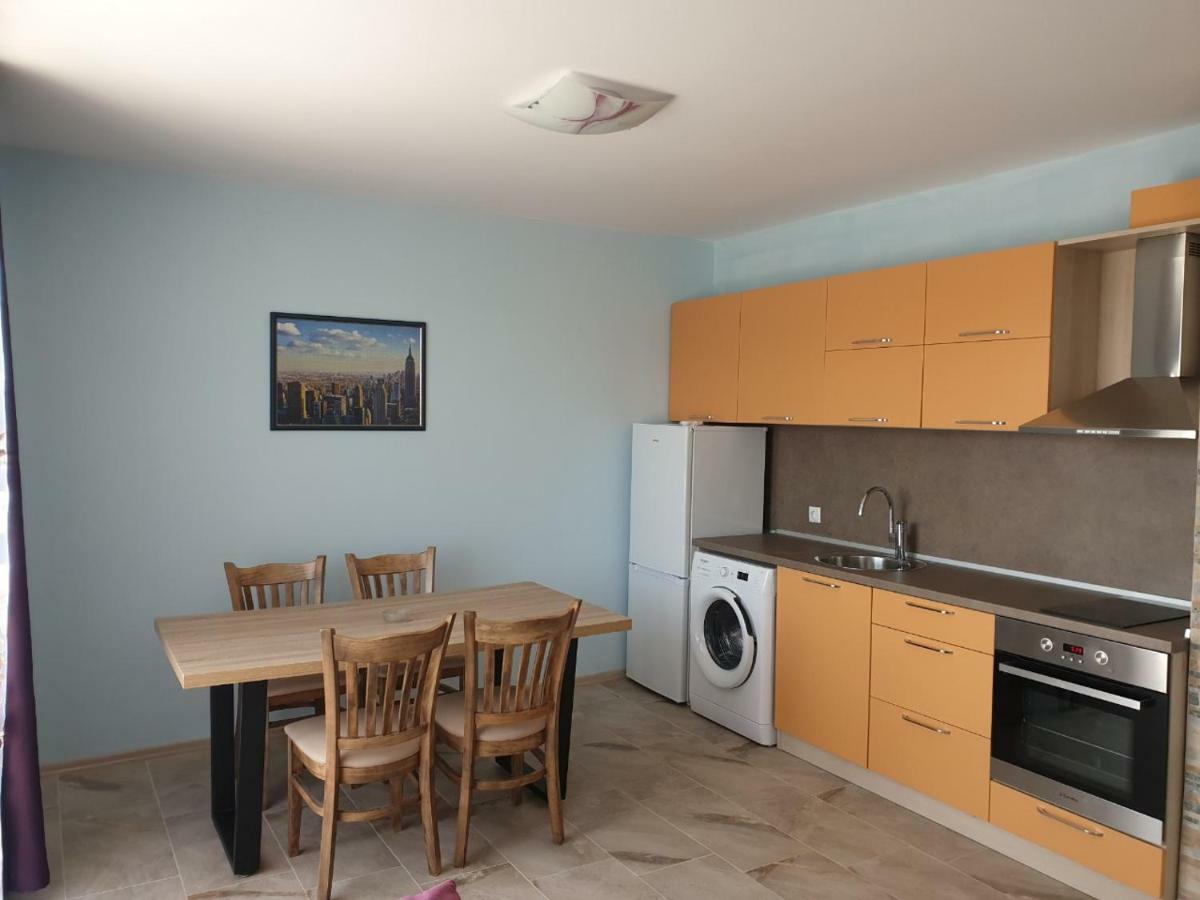 Hiora Apartments Vasiliko Царево Екстер'єр фото