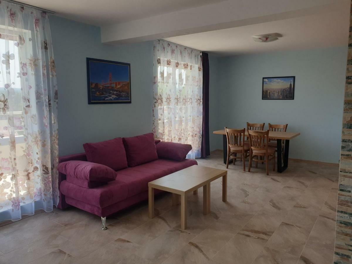 Hiora Apartments Vasiliko Царево Екстер'єр фото