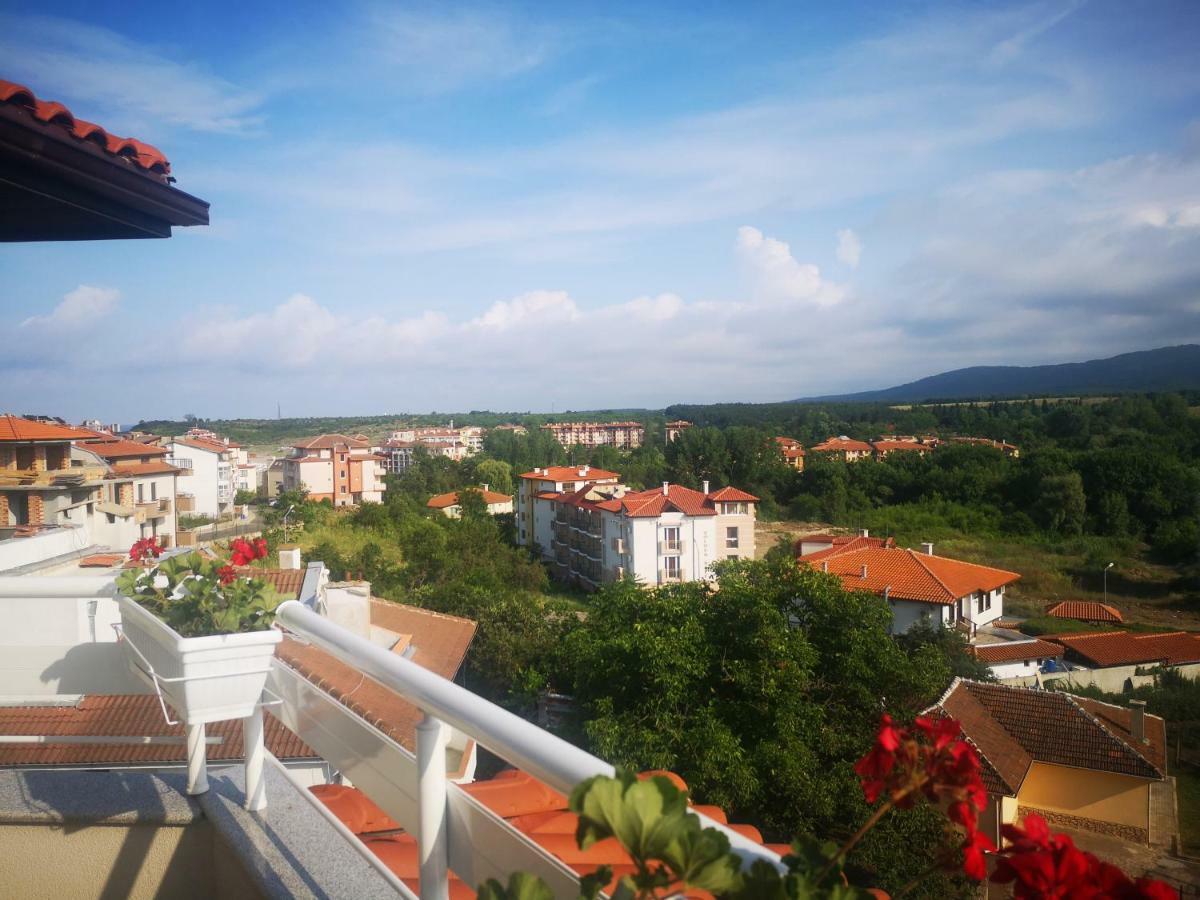 Hiora Apartments Vasiliko Царево Екстер'єр фото