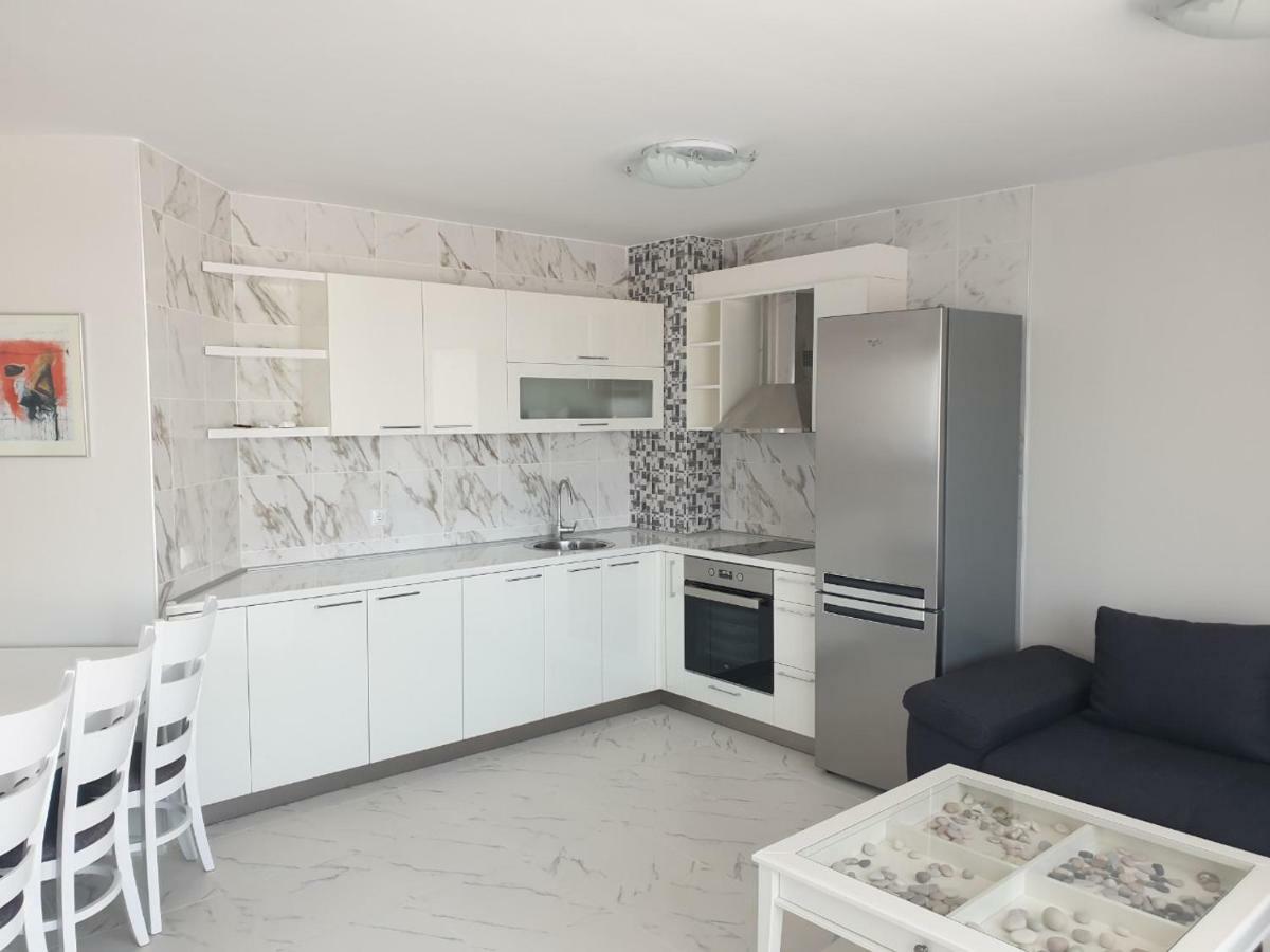 Hiora Apartments Vasiliko Царево Екстер'єр фото
