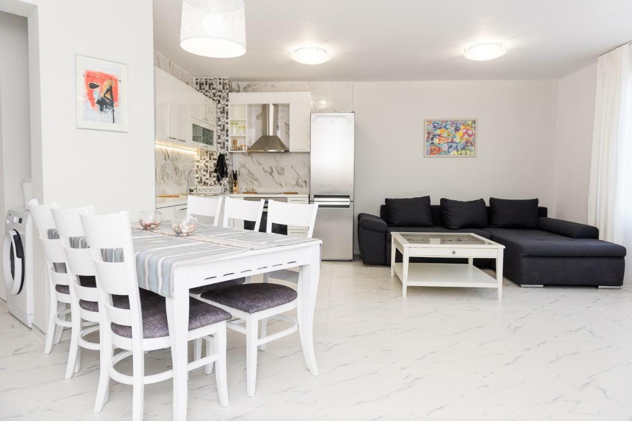 Hiora Apartments Vasiliko Царево Екстер'єр фото