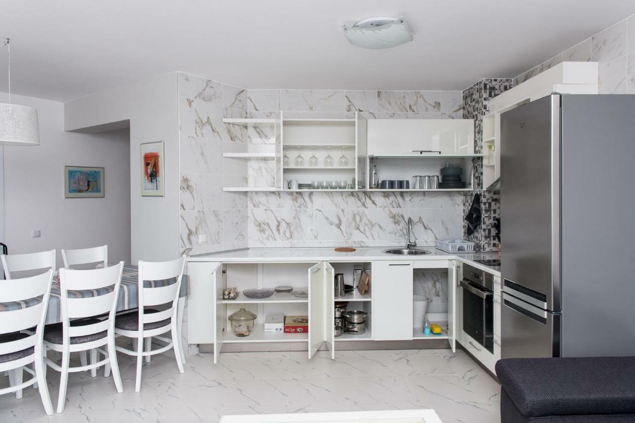 Hiora Apartments Vasiliko Царево Екстер'єр фото