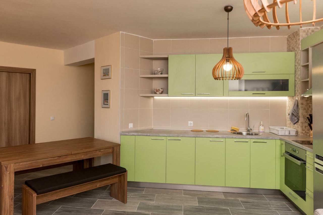 Hiora Apartments Vasiliko Царево Екстер'єр фото