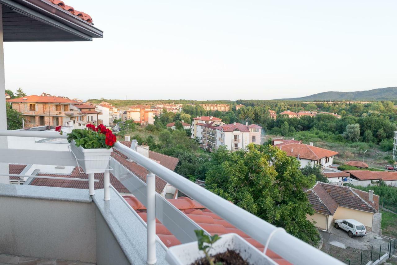 Hiora Apartments Vasiliko Царево Екстер'єр фото