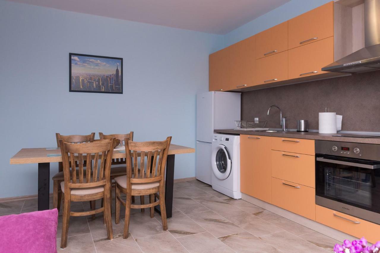 Hiora Apartments Vasiliko Царево Екстер'єр фото