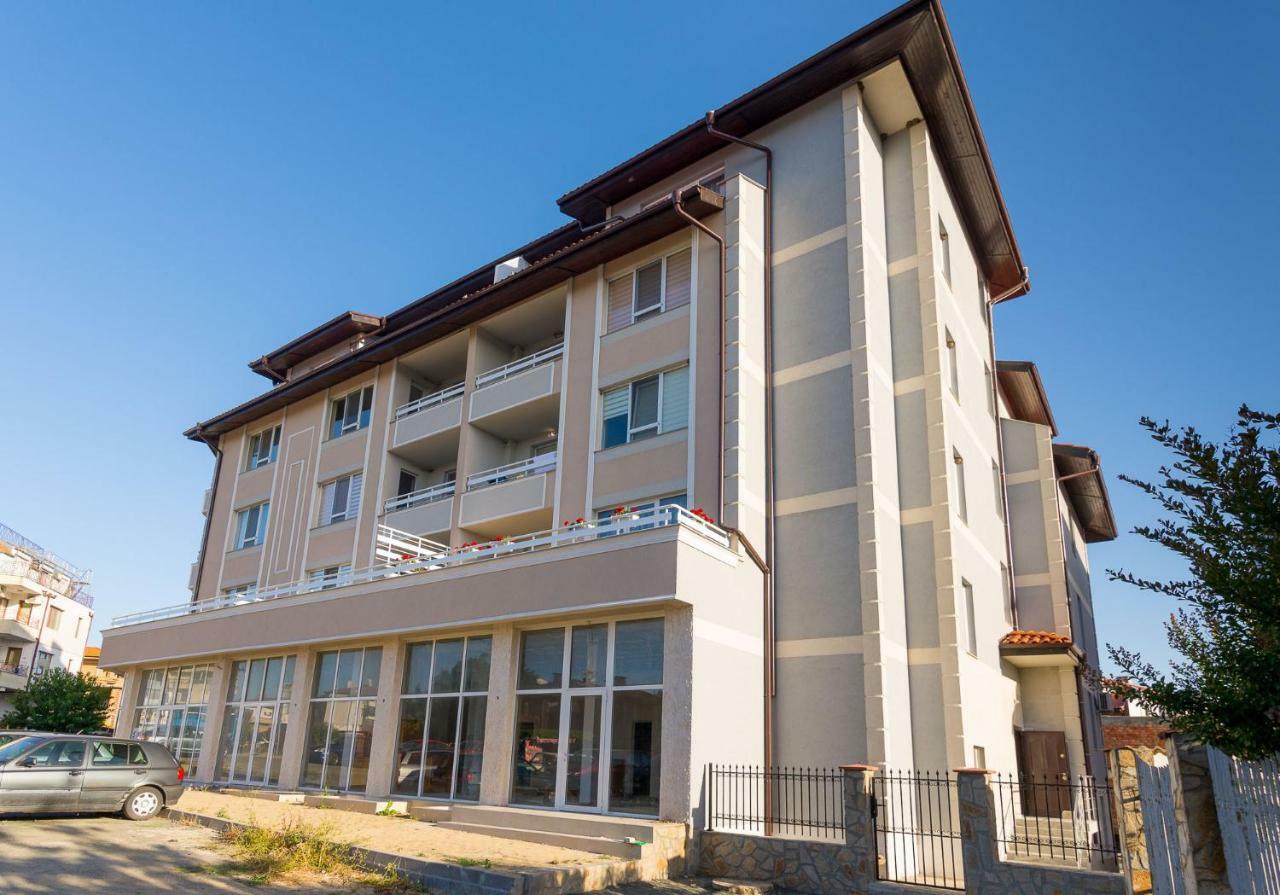 Hiora Apartments Vasiliko Царево Екстер'єр фото