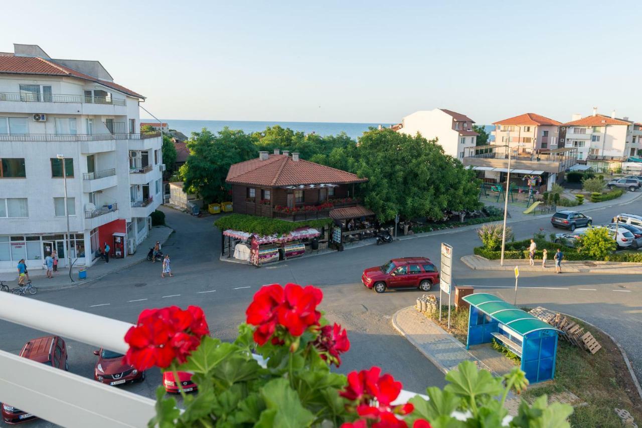 Hiora Apartments Vasiliko Царево Екстер'єр фото