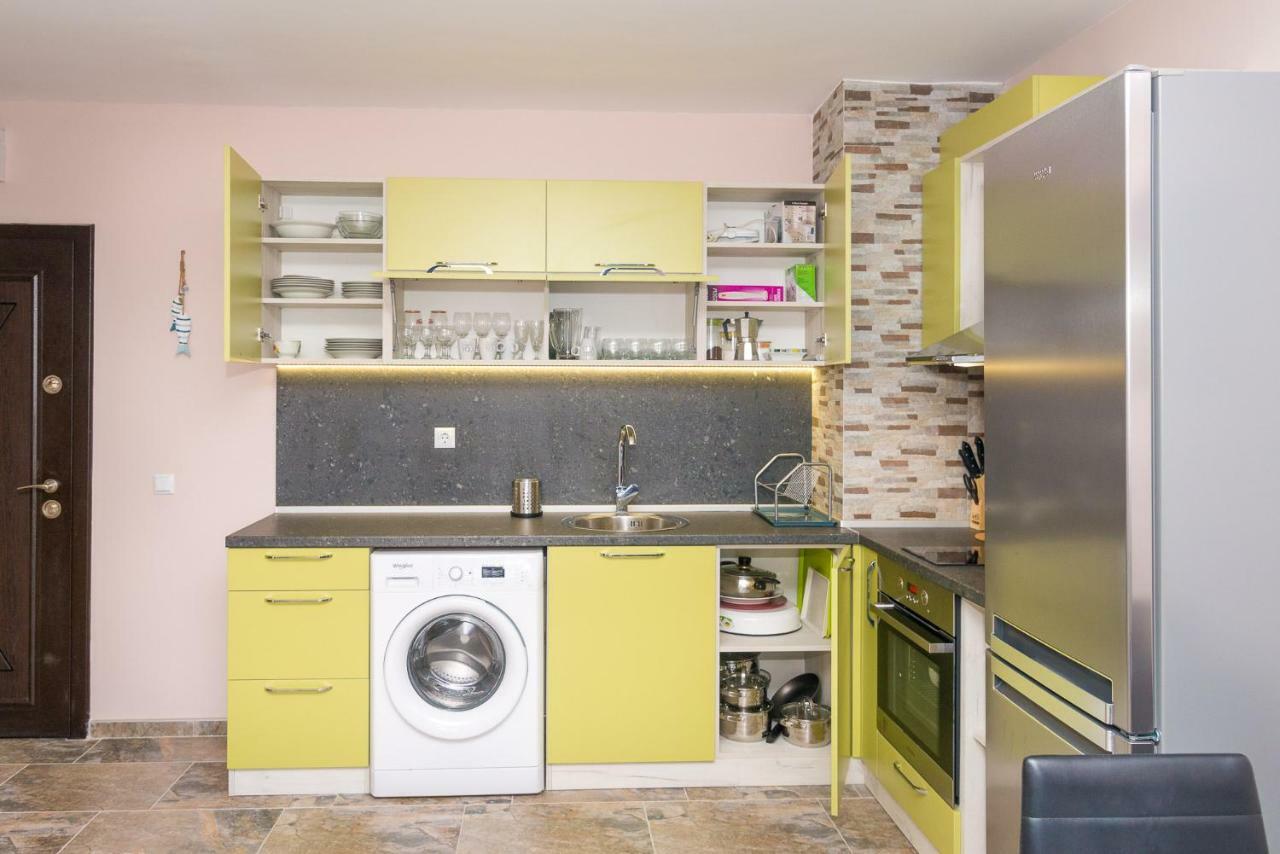 Hiora Apartments Vasiliko Царево Екстер'єр фото