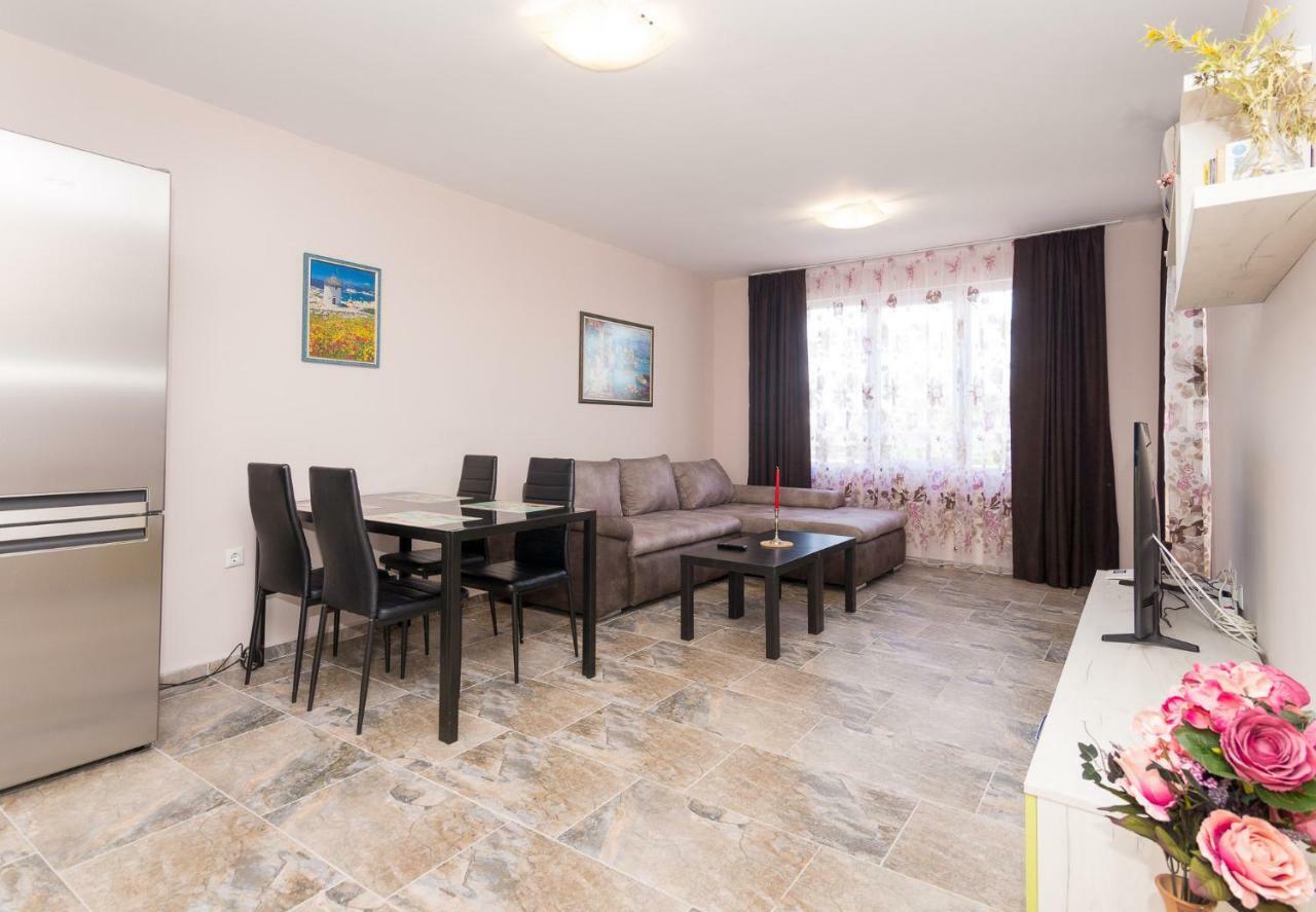 Hiora Apartments Vasiliko Царево Екстер'єр фото